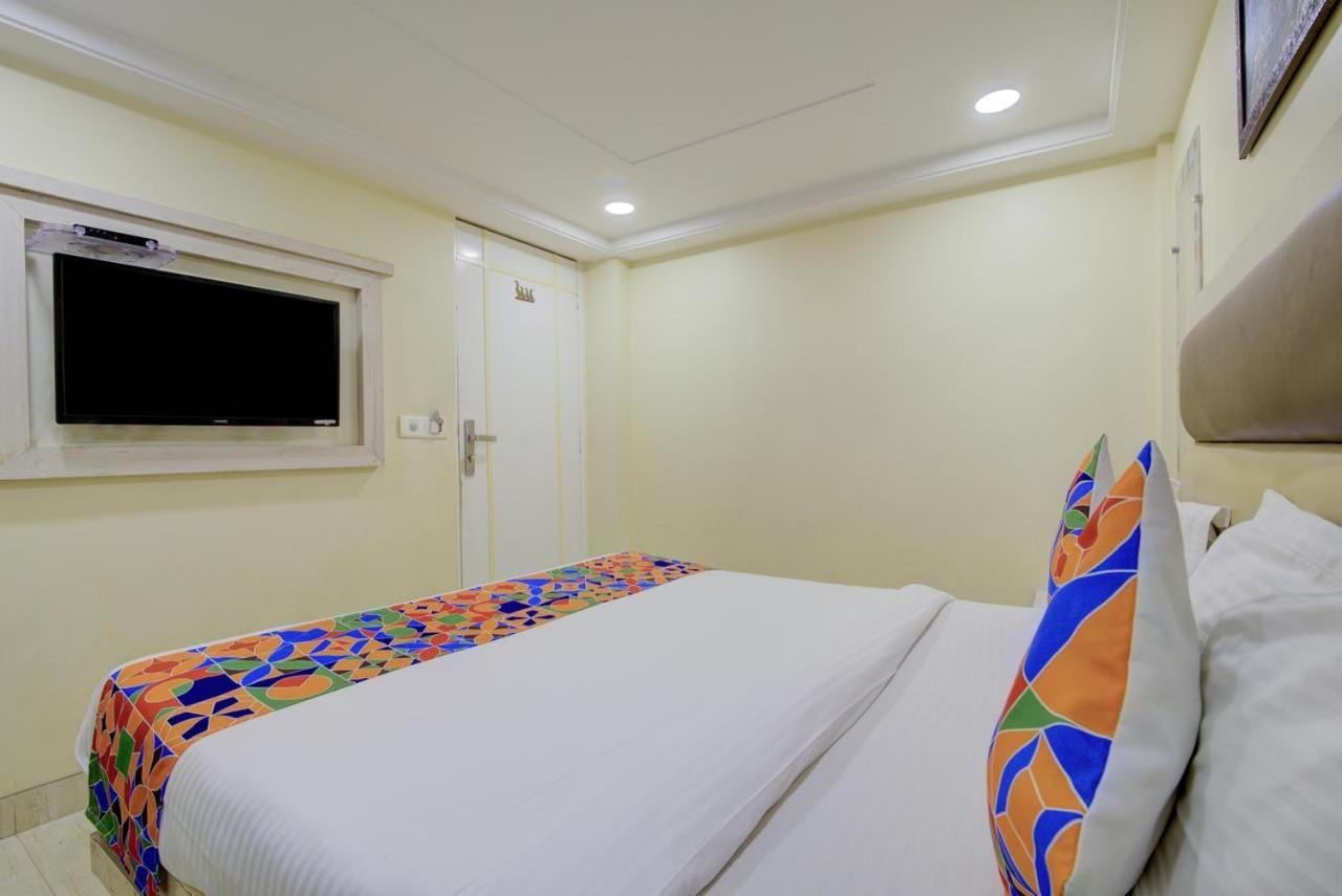Hotel Kaushal Palace New Delhi Exterior photo